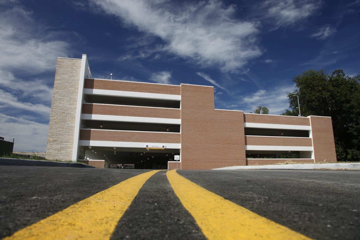 Sentara Leigh Parking Garage - Whiting-Turner